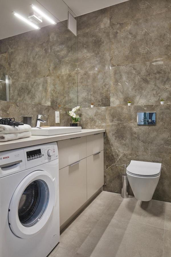 Metro Imielin Apartment Warsaw