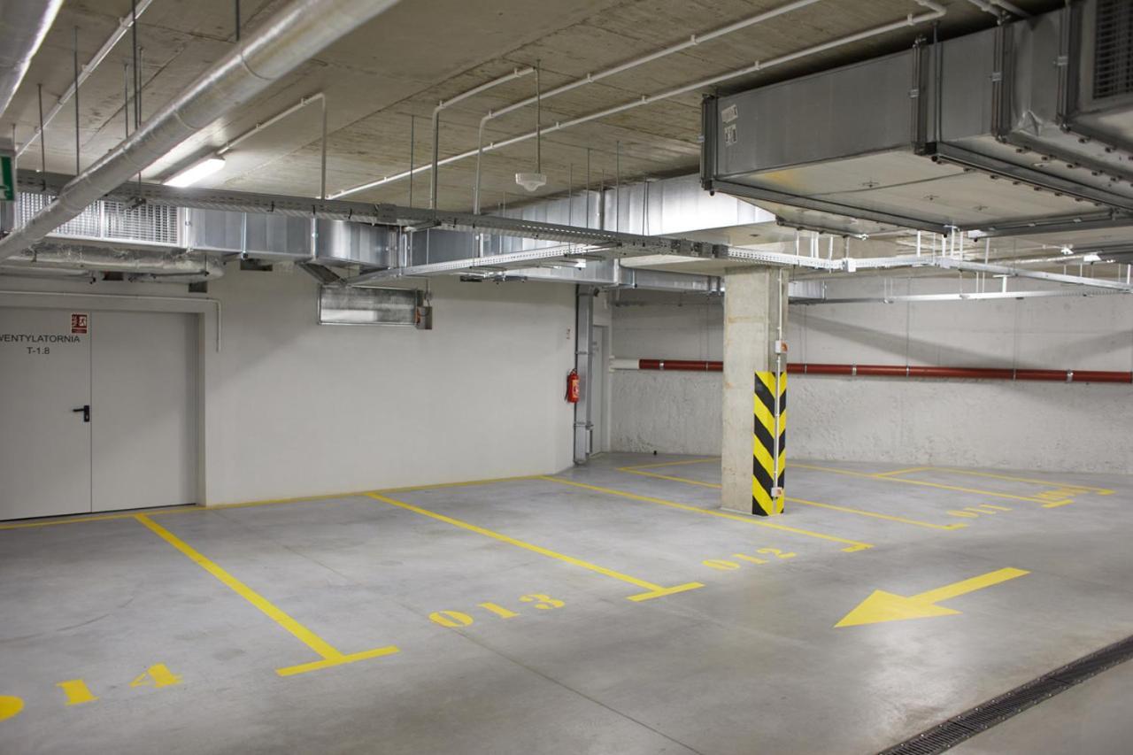 Metro Imielin Apartmán